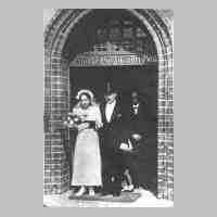 092-0012 Hochzeit von Fritz und Elisabeth Todtenhaupt, geb. Landsberger am 10.01.1935 in der Allenburger Kirche.jpg